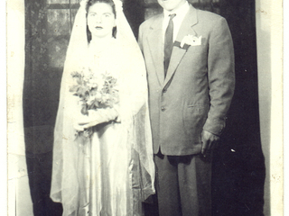 Matrimonio con vestido de seda Matrimonio con vestido de seda