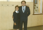 Mi hija y su profesor en su licenciatura Mi hija y su profesor en su licenciatura