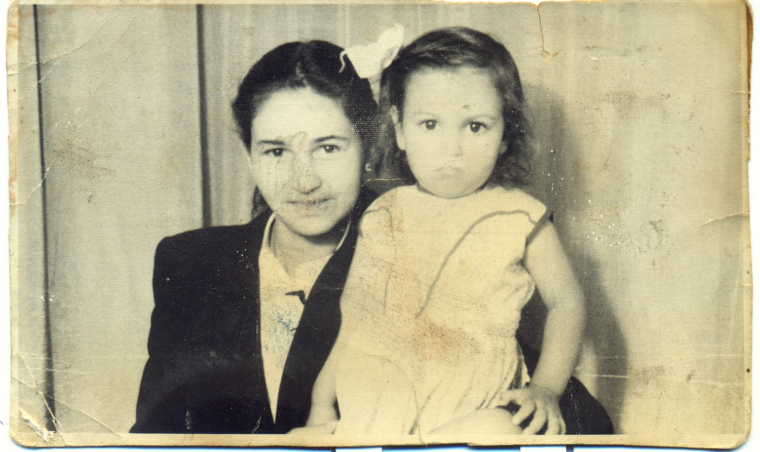 Junto a mi mamita Junto a mi mamita