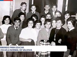 Formando para educar. La Escuela Normal de Valdivia Formando para educar. La Escuela Normal de Valdivia
