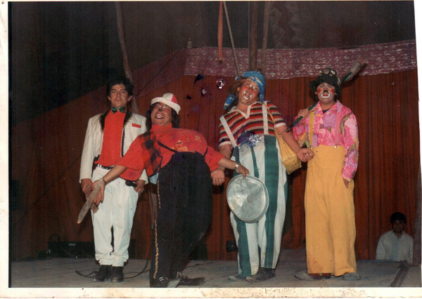 Tony Cachureos en el Circo Nacional de las Estrellas Tony Cachureos en el Circo Nacional de las Estrellas