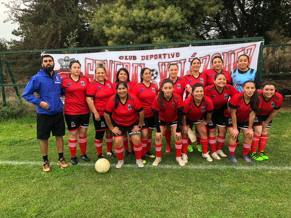 Equipo femenino General Velásquez