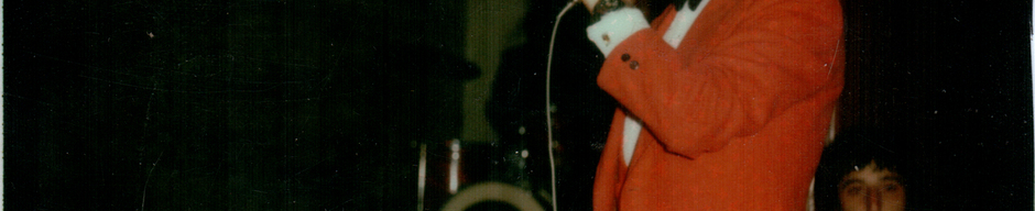 Víctor Hugo cantando