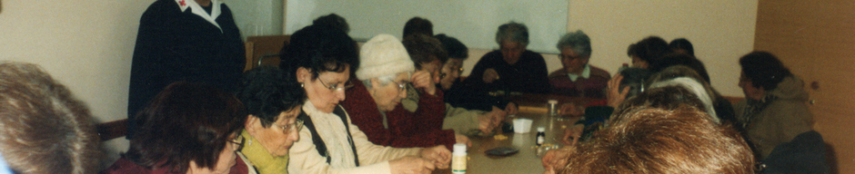 Once y juego de lota con club de adulto mayor