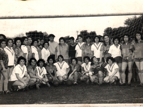 Primer equipo de fútbol femenino del liceo de niñas