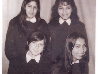 Alumnas de 4° medio Alumnas de 4° medio