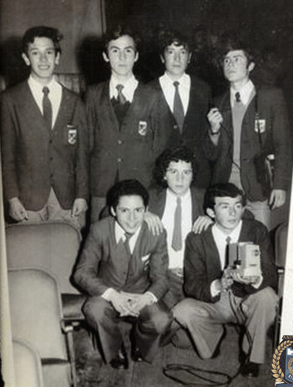 Alumnos del Liceo Río Bueno Alumnos del Liceo Río Bueno