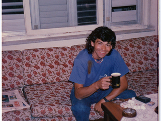 Saliendo a tomar café después de la sirena