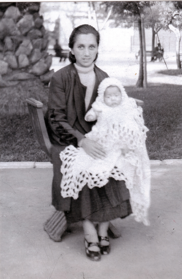 Recuerdo de mi madre y hermano