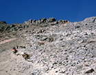 Arrieros cruzando la cordillera