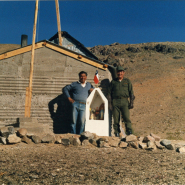 Arriero junto a carabinero