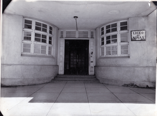 Frontis Liceo de niñas