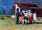 Niños cantando