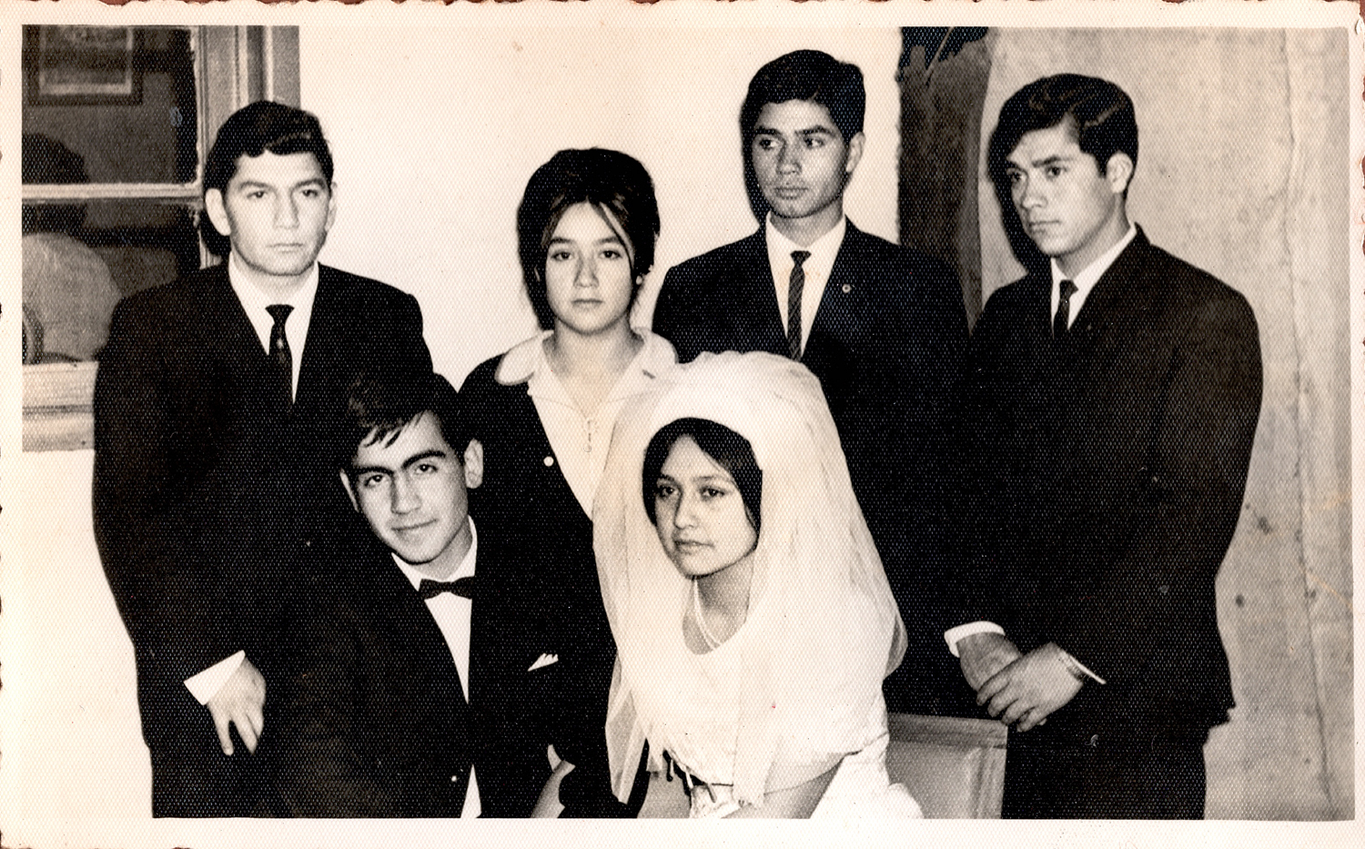 Junto a los hermanos Junto a los hermanos