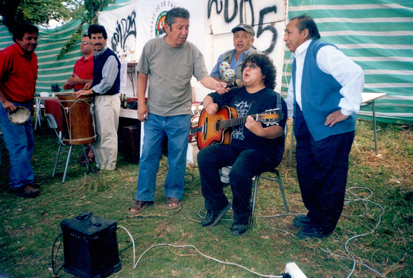 Conjunto Canta Catemu en celebración del Club de Pesca y Caza