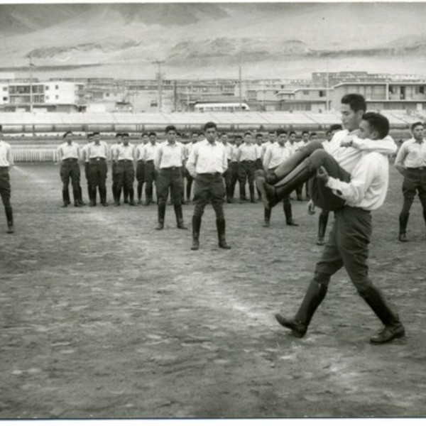 Ejercicios de instrucción de carabineros