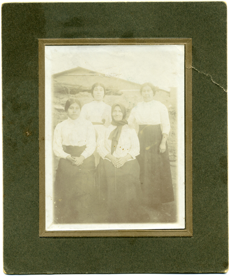 Mujeres de la familia Laffert Mujeres de la familia Laffert