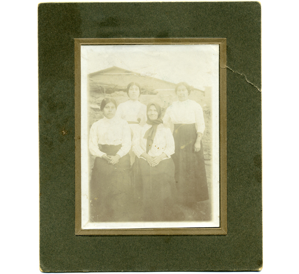Mujeres de la familia Laffert Mujeres de la familia Laffert