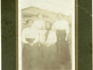 Mujeres de la familia Laffert Mujeres de la familia Laffert