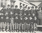 Alumnos y profesora Alumnos y profesora