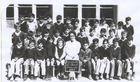 Alumnos de la Escuela N° 10 junto a su profesora Alumnos de la Escuela N° 10 junto a su profesora