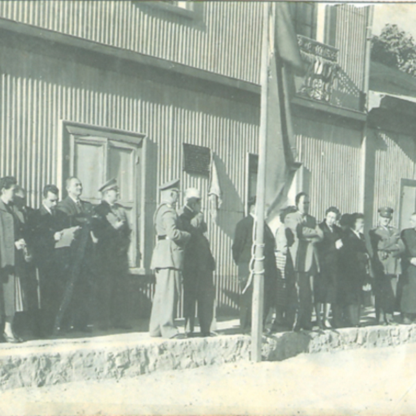 Homenaje a Victor Domingo Silva