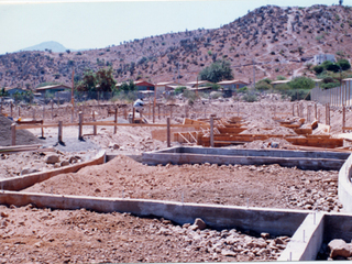 Cimientos del colegio La Villa