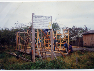 Construcción de centro de madres Construcción de centro de madres