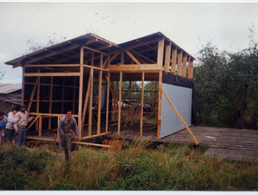 Construcción de centro de madres