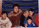 Abuela y nietos Abuela y nietos
