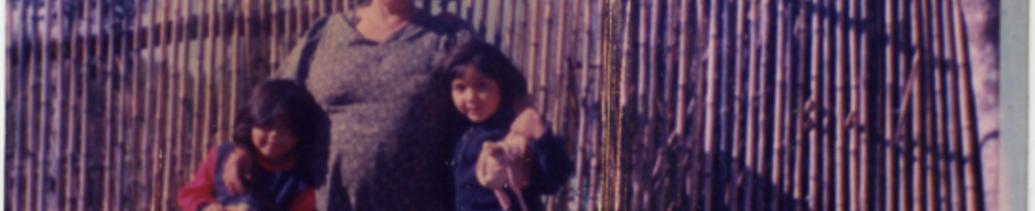 Abuela y nietas Abuela y nietas