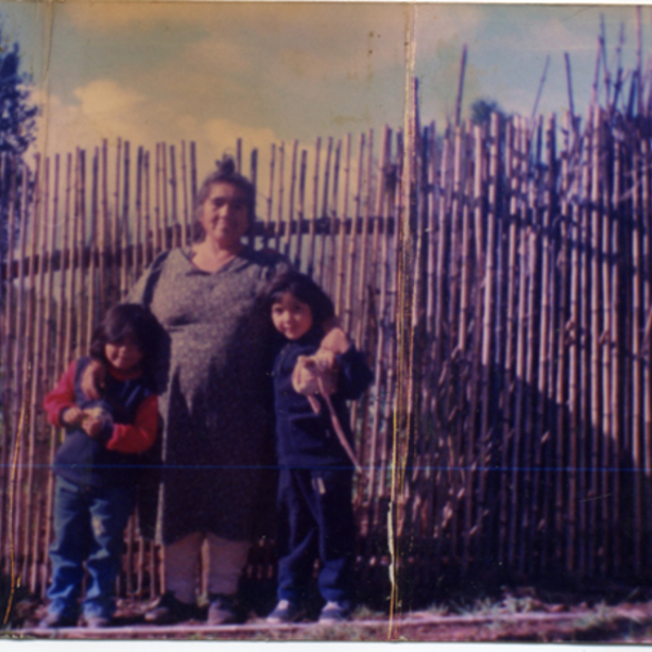 Abuela y nietas