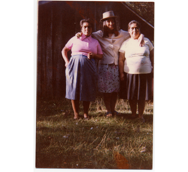 Mujeres en el jardín