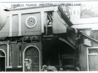 Destrucción de iglesia Destrucción de iglesia