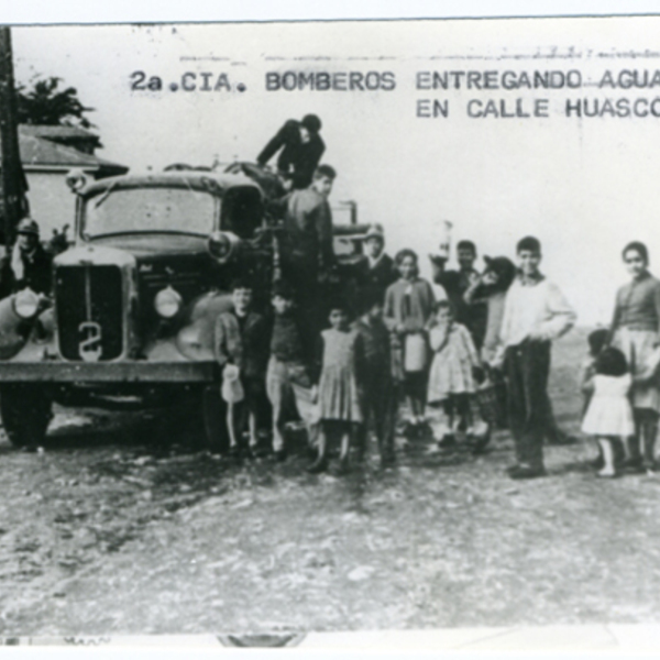 Ayuda de bomberos a damnificados