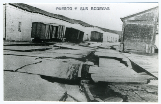 Ruinas de las bodegas del puerto