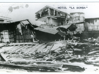 Ruinas del hotel La Bomba Ruinas del hotel La Bomba
