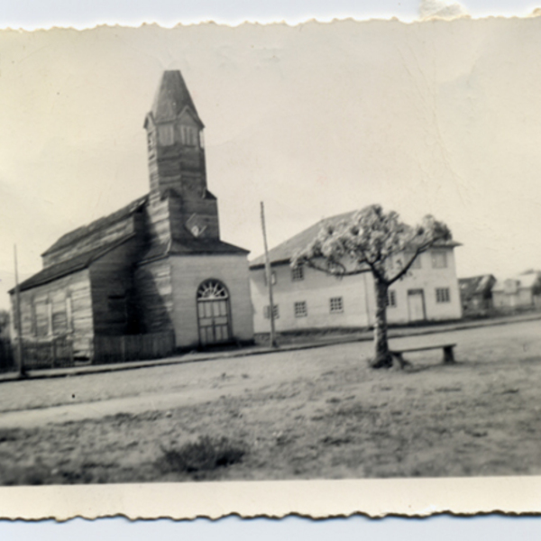 Colegio y parroquia