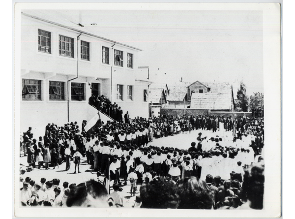 Inauguración de escuela