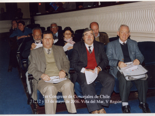 Concejales en auditorio