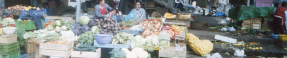 Local de frutas y verduras Local de frutas y verduras