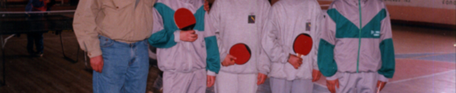 Equipo de tenis de mesa de la Escuela El Sembrador