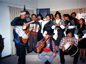 Conjunto folklórico Caicaivilú