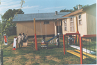 Juegos en el patio del jardín infantil