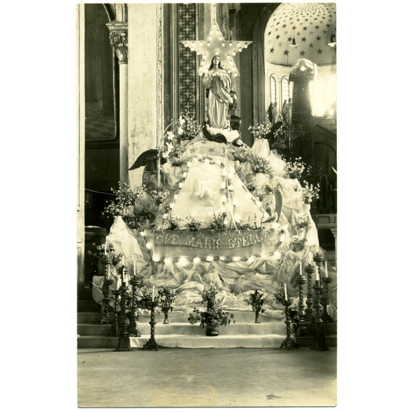 Altar a la virgen María