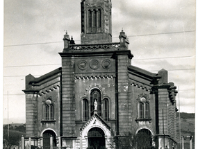 Vista frontal de la catedral