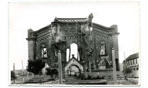 Demolición del frontis de la catedral