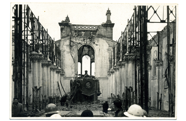 Demolición de la catedral