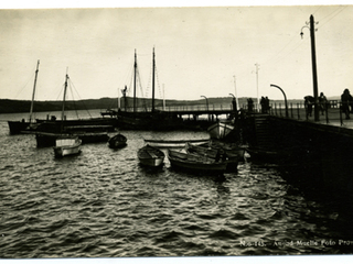 Botes en el muelle