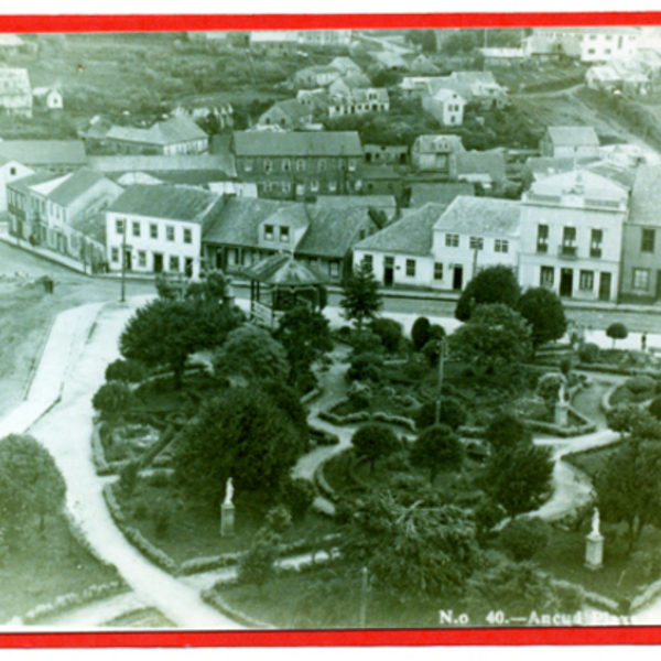 Panorámica de la plaza de armas de Ancud